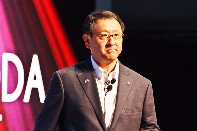 Akio Toyoda, Presiden Toyota, menyatakan bahwa perusahaan yang dipimpinnya mengalami masa krisi.