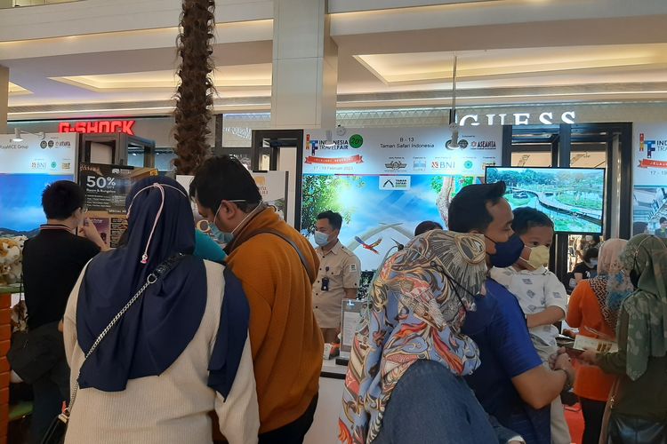 Tenant Taman Safari Indonesia di Ajang Indonesia Travel Fair 2023 di Mal Kota Kasablanka, Jakarta Selatan, Sabtu (18/2/2023)