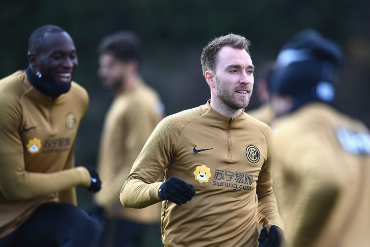 Pemain baru Inter Milan, Christian Eriksen langsung bergabung di sesi latihan pertamanya bersama Inter Milan