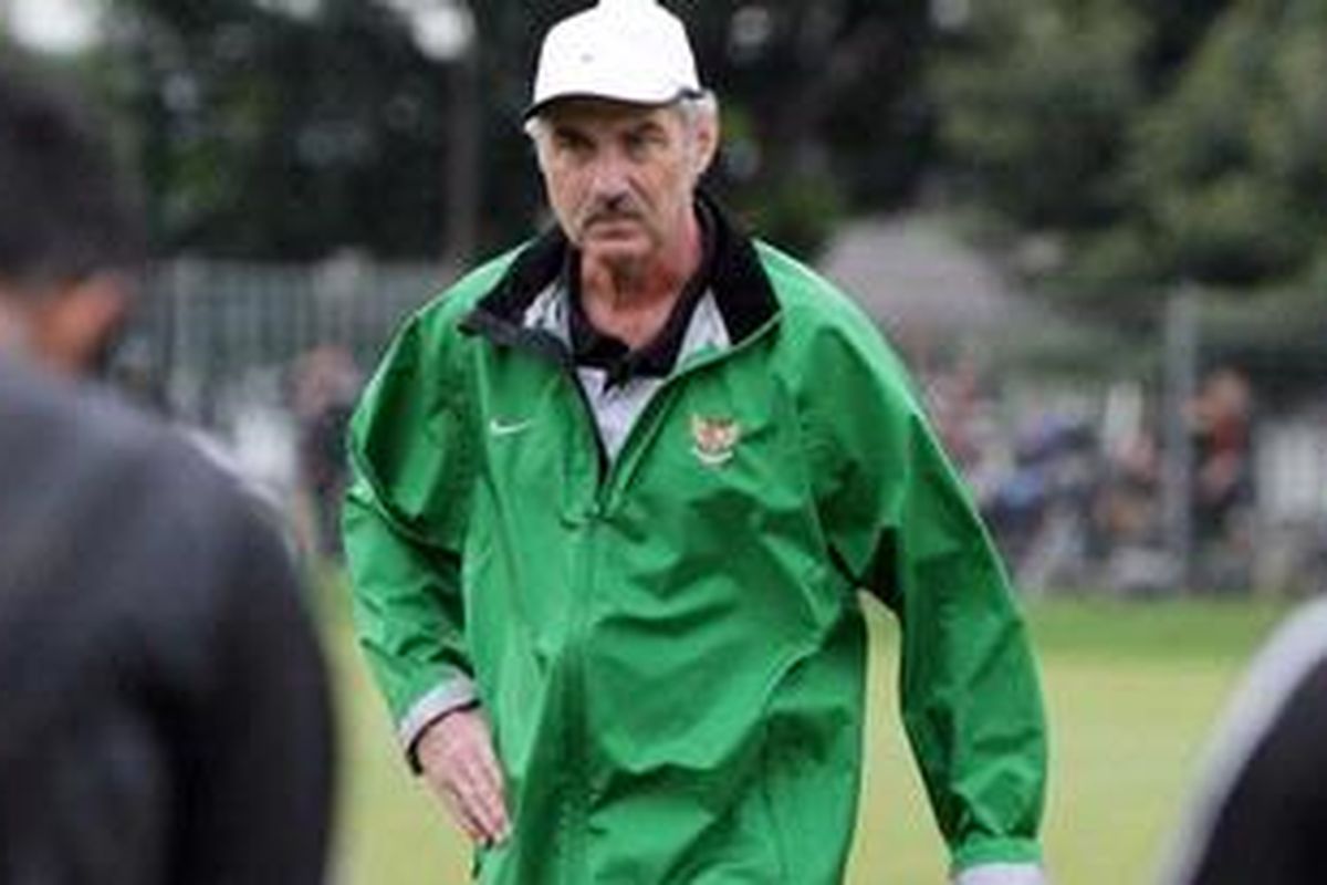 Pelatih timnas Indonesia, Alfred Riedl.