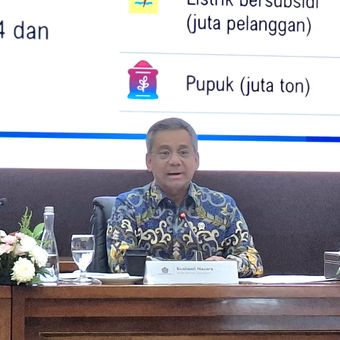 Wakil Menteri Keuangan Suahasil Nazara dalam Konferensi Pers APBN KiTa edisi Desember di Jakarta, Kamis (18/12/2025). 
