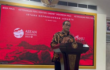 Menhub Budi Karya Sumadi saat memberikan keterangan pers di Istana Kepresidenan, Jakarta, Jumat (24/3/2023).