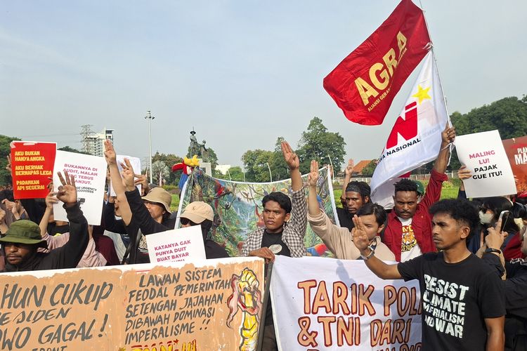 Apa Arti Simbol Tiga Jari yang Digunakan Aliansi Mahasiswa Saat Demo di Jakarta?