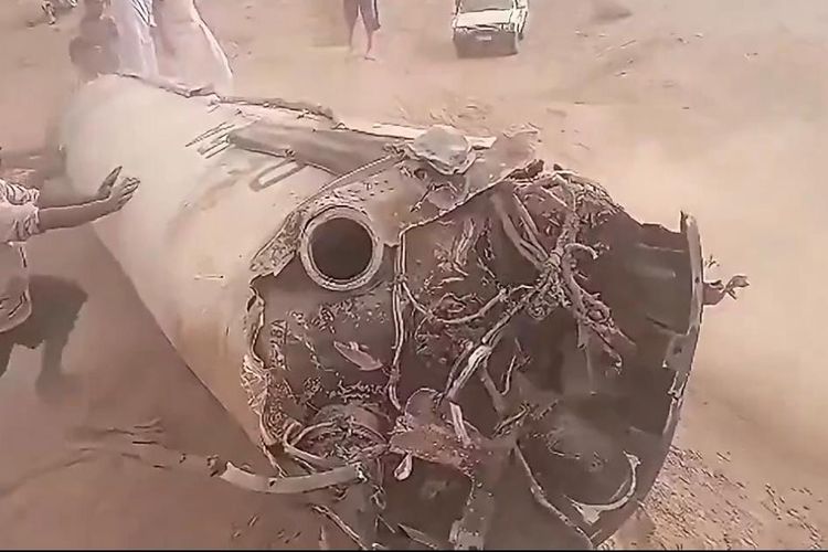 Puing Rudal DF-15A Buatan China Muncul di Yaman, Punya Siapa?