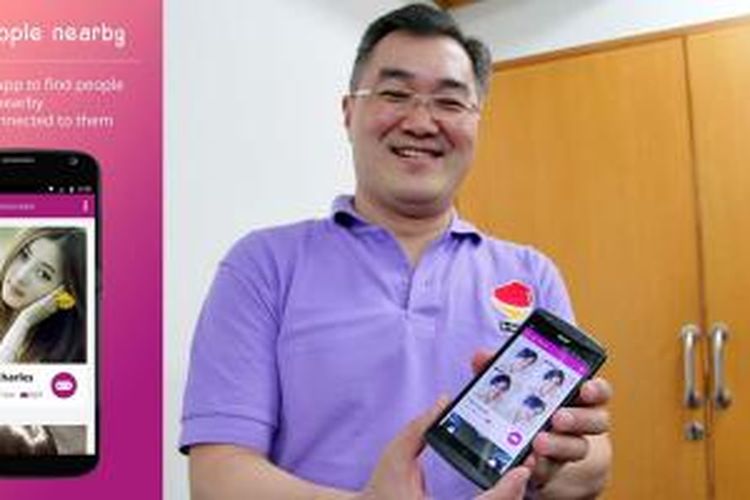 Jason Lim ,Managing Director Kongko Digital dengan aplikasi yang dikembangkannya, Yogrt.