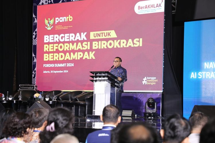 Menpan-RB Abdullah Azwar Anas saat menghadiri Fordigi Summit 2024 di Jakarta, Kamis (26/9/2024).