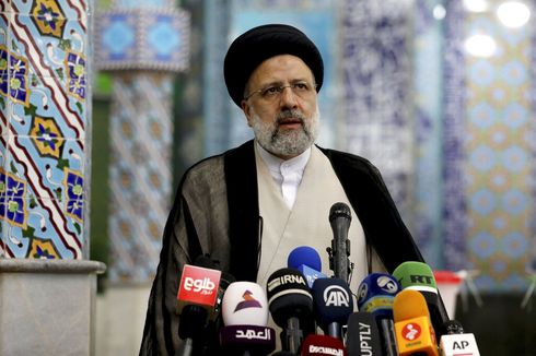 Terpilih Jadi Presiden Baru Iran, Berikut Profil Ebrahim Raisi