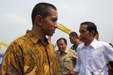 Jokowi Cengar-cengir 