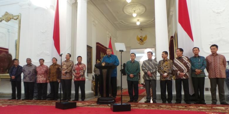 Presiden Susilo Bambang Yudhoyono menggelar konferensi pers terkait penerbitan Perppu Pilkada dan Perppu Pemda di Istana Merdeka, Kamis (2/10/2014)