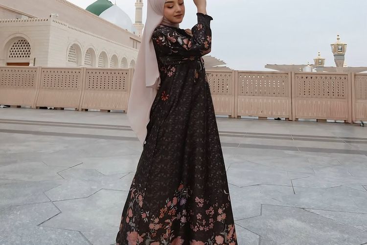 Model gamis 2025 dari MFMW 