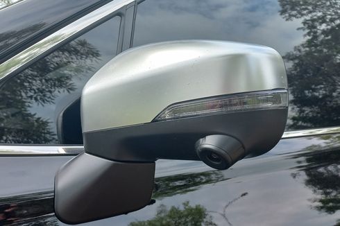 Hindari Celaka, Atur Posisi Kaca Spion Mobil Ada Aturannya