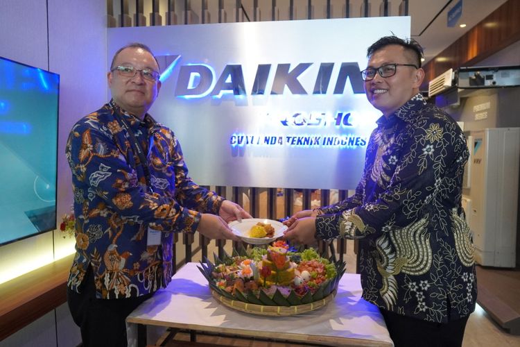 Daikin bermitra dengan CV Yuanda Teknik Indonesia untuk meresmikan Daikin Proshop Showroom di Medan.