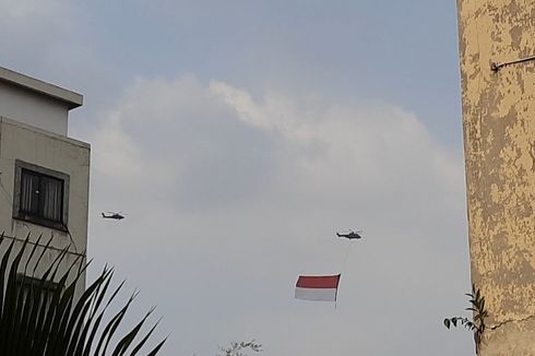 Jelang HUT Ke-77 RI, Bendera Merah Putih Berkibar di Langit Jakarta