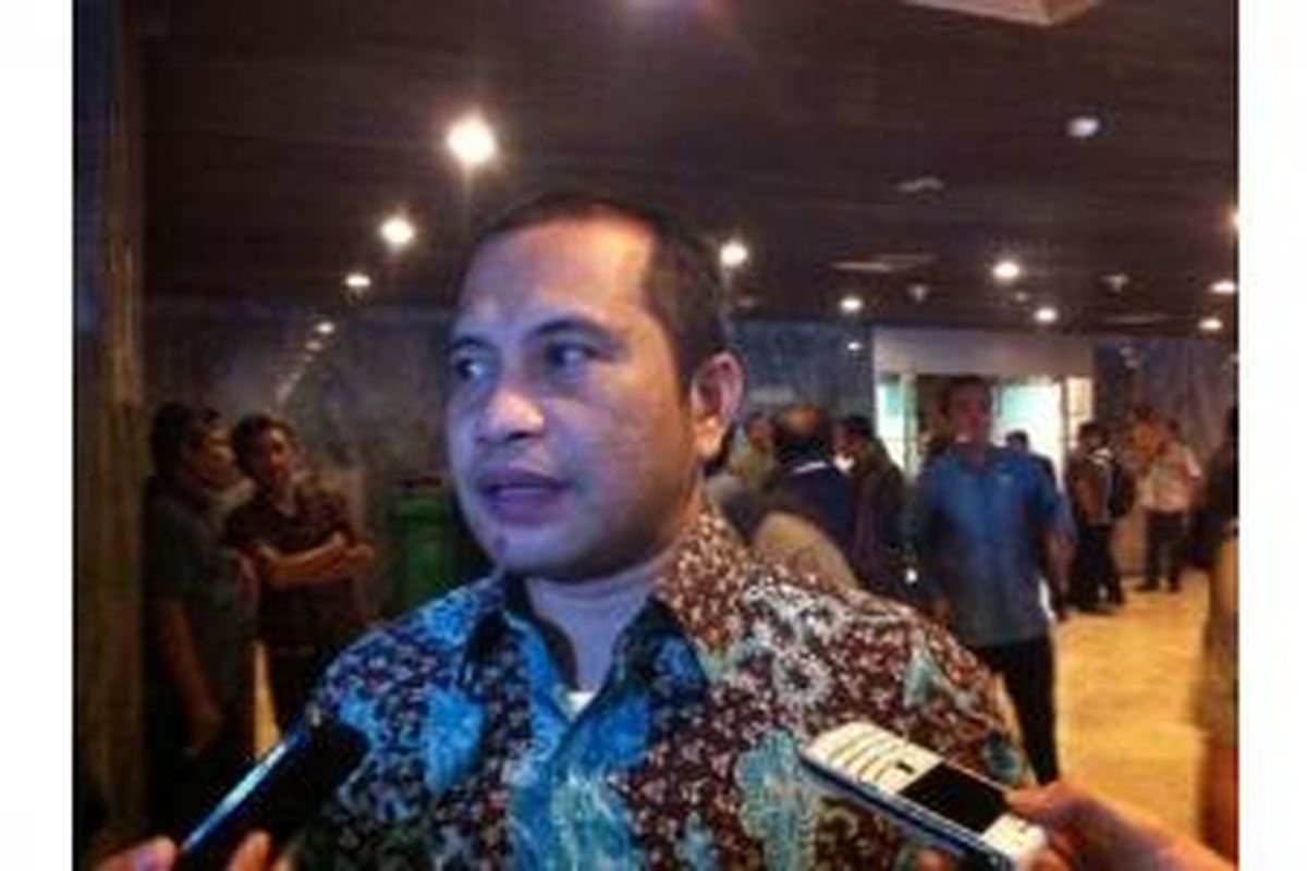 Menteri Desa, Pembangunan Daerah Tertinggal, dan Transmigrasi, Marwan Jafar saat diwawancarai di gedung DPR/MPR, Selasa (10/02/2015).
