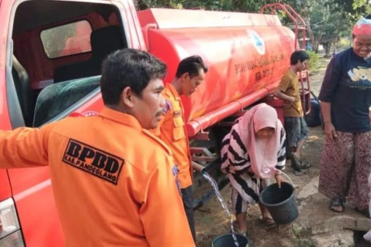 14 Desa di Pandeglang Terdampak Kekeringan, BPBD Salurkan 61.000 Liter Air Bersih