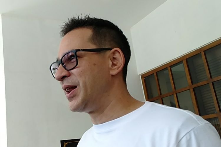 Aktor Ari Wibowo saat ditemui di Polda Metro Jaya Jakarta, Selasa (20/6/2023).