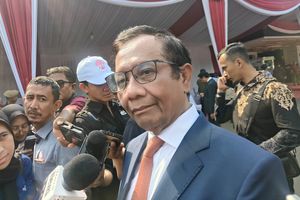 Cerita Mahfud MD Bertemu Inosentius Samsul yang Batal Jadi Hakim MK