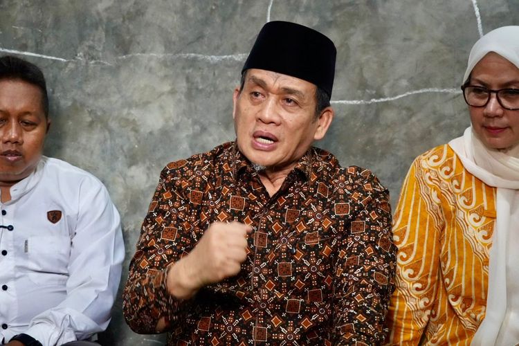 Wamenag Romo Syafi'i Ingin Semua Pesantren Dapat MBG