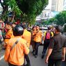 Honda CRV Tabrak Tukang Becak dan Ojol di Surabaya, 1 Orang Tewas