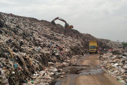 Pemkab Bekasi: 14 Hari TPA Burangkeng Ditutup, 11.000 Ton Sampah Menumpuk