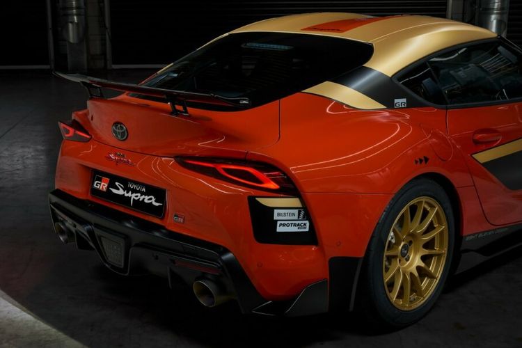 Toyota GR Supra GT4 Edisi 100 yang sudah dimodifikasi