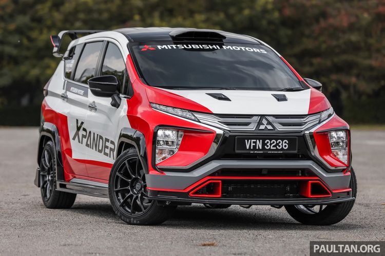 Replika Mitsubishi Xpander AP4