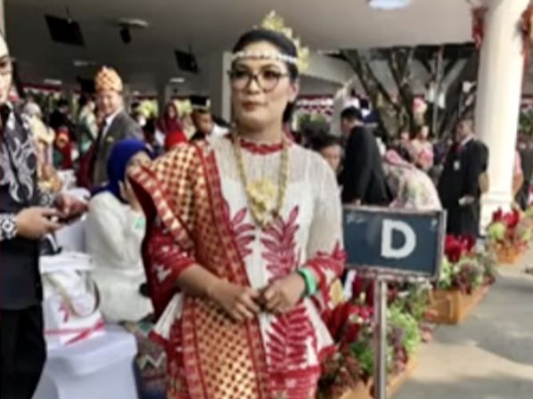 Hadiri Undangan Putranya Jadi Paskibraka di Istana, Polwan Lampung Masuk Nominasi Busana Terbaik