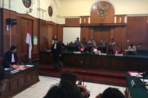 Alfian Tanjung Absen, Sidang Perkara Ujaran Kebencian Ditunda