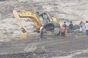 Detik-detik Ekskavator dan Truk Terseret Banjir Lahar Semeru di Lumajang