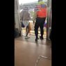 Viral Video Petugas Turunkan Penumpang karena Anak Menangis, KCI: Justru Sang Ibu yang Minta Turun