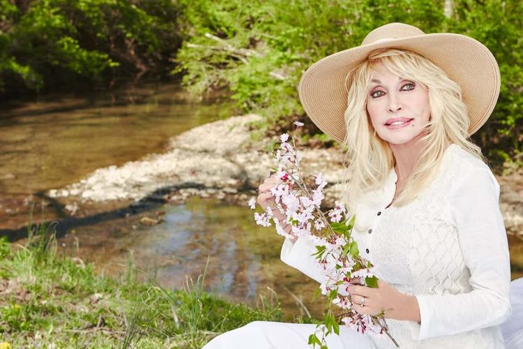 4 Hari Sebelum Wafat, Dolly Parton Ungkap Perjuangannya Menghadapi Masalah Kesehatan