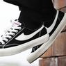 Hati-hati, Beredar Sepatu Compass Palsu!