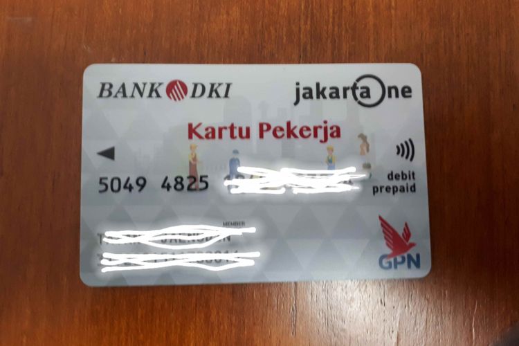 Kartu Pekerja untuk buruh ber-KTP DKI. Foto diambil Senin (31/12/2018).
