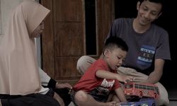 Rela Jual Motor Demi ABD Anak Semata Wayang, Keluarga Ini Dapat Bantuan dari Dompet Dhuafa
