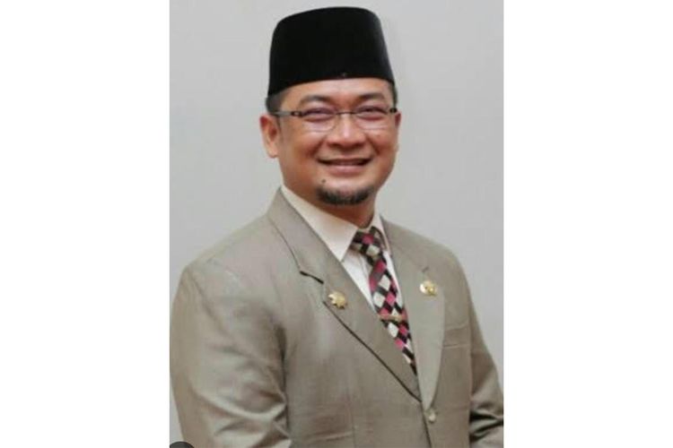 Kepala Bapenda Provinsi Riau Syahrial Abdi.