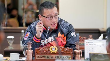 Banyak Jalan di Jakarta Rusak, DPRD Soroti Konstruksi yang Tak Tahan Banjir