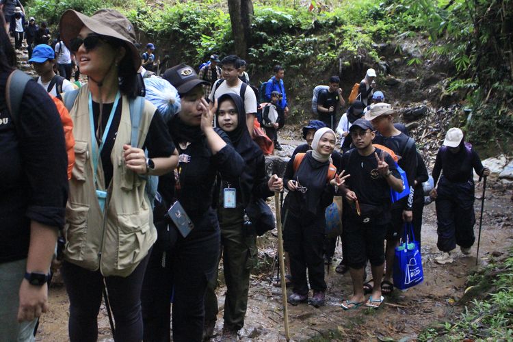 Jalan jalan ke Baduy kini Bisa Naik DAMRI, Cuma Bayar Rp1