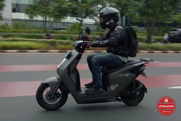 Test ride Honda EM1 e: