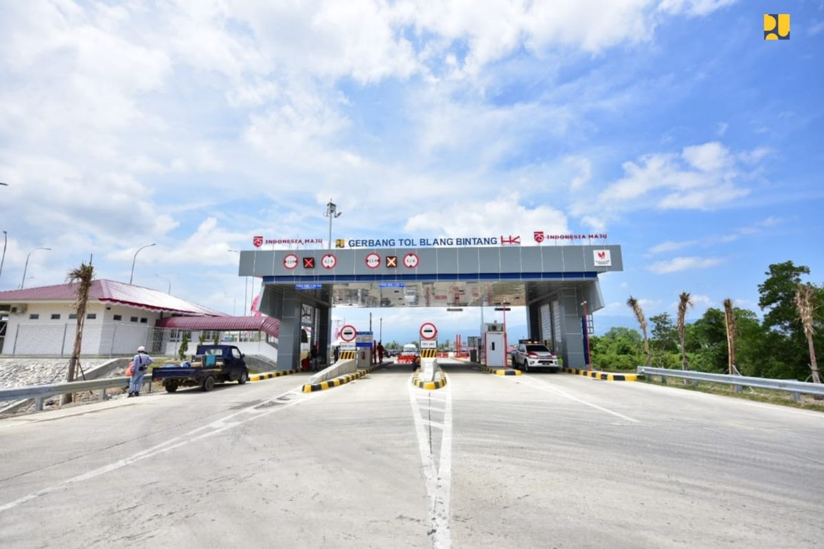 Gerbang Tol Blang Bintang