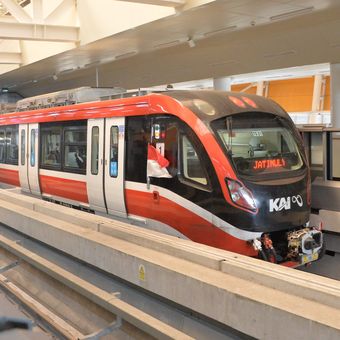 Mulai 1 Desember 2023 berlaku tarif baru LRT Jabodebek. 