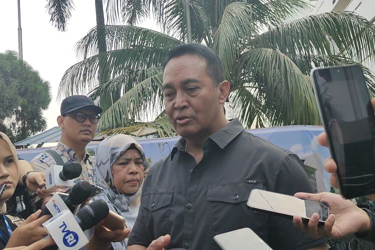 Wakil Ketua Tim Pemenangan Nasional (TPN) Ganjar, Jenderal TNI (Purn) Andika Perkasa ditemui di RSPAD Gatot Soebroto, Jakarta, Minggu (22/10/2023).