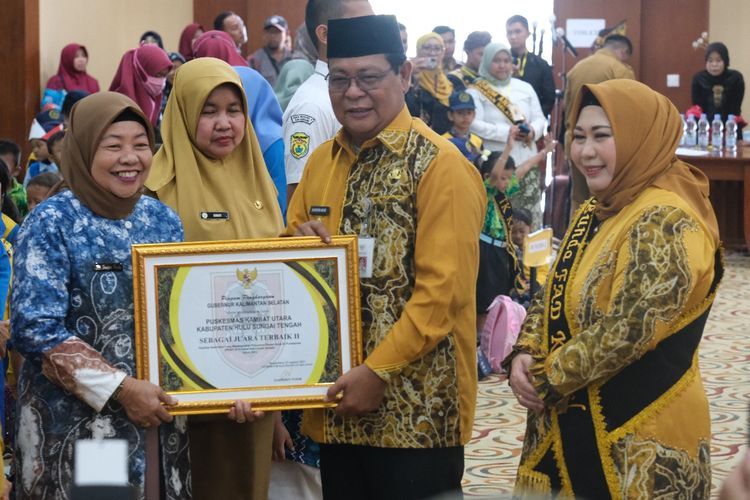  Puskesmas Kambat Utara, Kabupaten Hulu Sungai Tengah (HST) meraih juara dua terbaik dalam PRAP tingkat kabupaten dan kota se-Kalimantan Selatan.