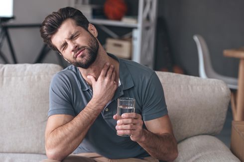 5 Penyebab Banyak Dahak di Tenggorokan dan Cara Menghilangkannya