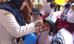 Jelang Libur sekolah, Petugas Beri Vaksin Polio untuk Anak di Pidie Aceh di Rumah