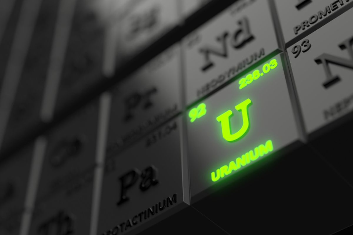Ilustrasi uranium. Uranium adalah unsur kimia radioaktif dan logam berat yang telah digunakan sebagai sumber energi terkonsentrasi yang jumlahnya cukup melimpah selama lebih dari 60 tahun.