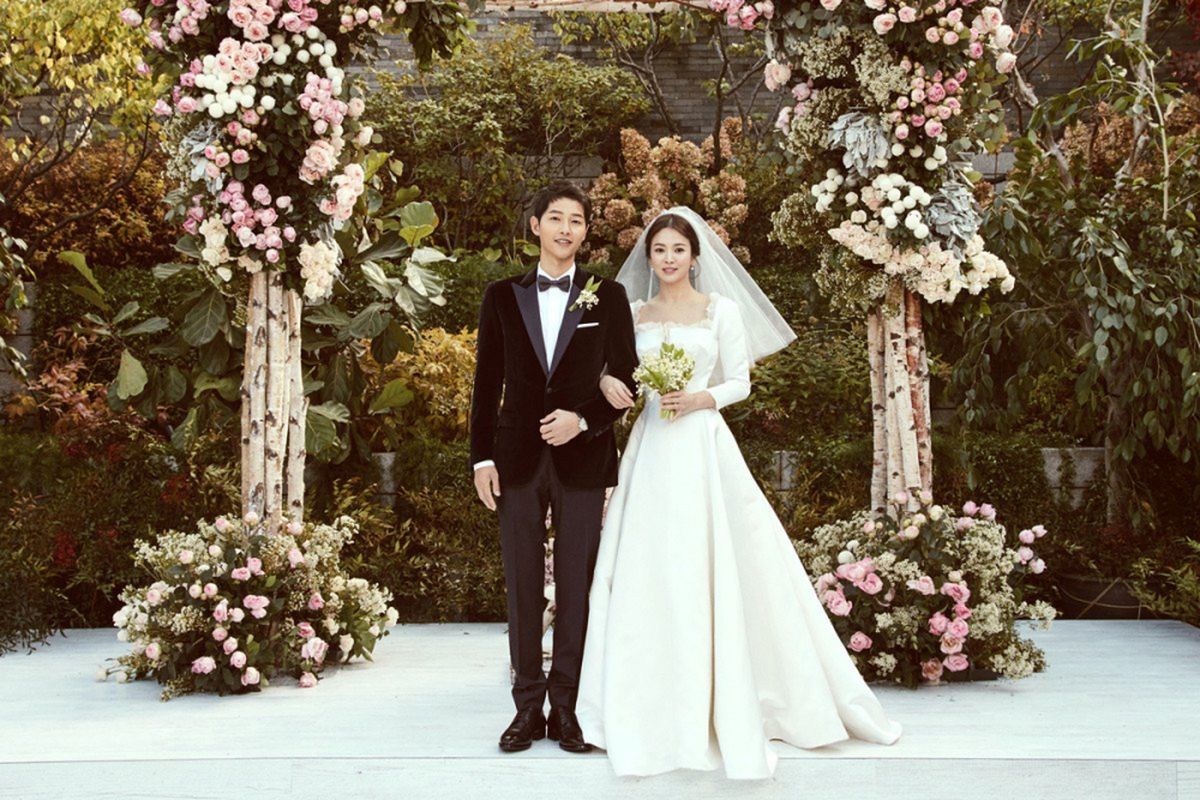 Foto resmi pernikahan Song Joong Ki dan Song Hye Kyo