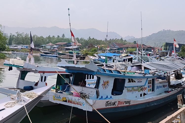 Tak Kebagian Solar, 50 Kapal di Mamuju Tak Melaut, 600 Nelayan Pilih Pulang Kampung