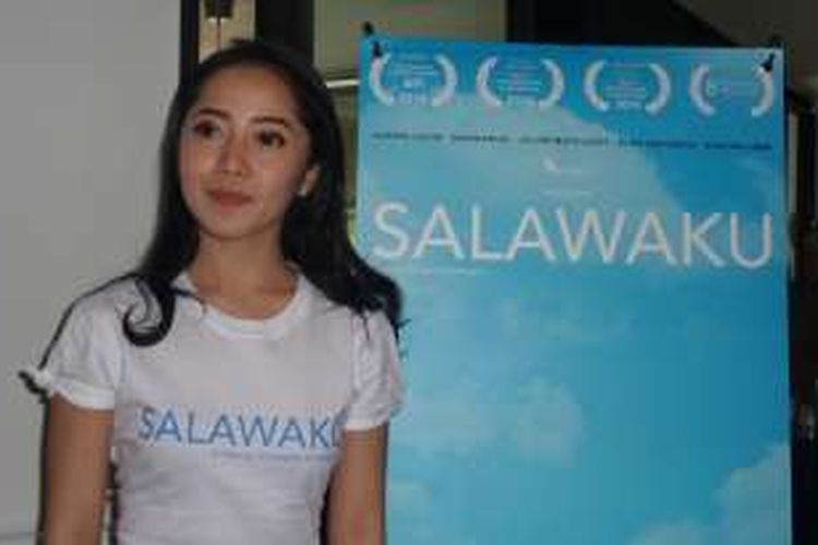 Karina Salim diabadikan usai jumpa pers film Salawaku di Ivy Restaurant, Brawijaya II, Jakarta Selatan, Selasa (18/10/2016).