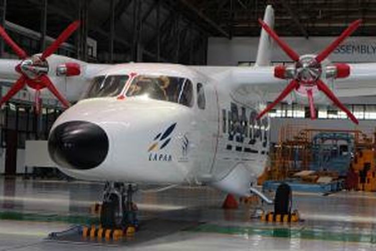 Pesawat N219 rancangan PT Dirgantara Indonesia dianggap sesuai untuk program blusukan Presiden Republik Indonesia, Joko Widodo.