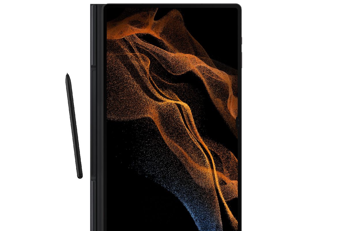 Samsung Galaxy Tab S8 Ultra sudah dilengkapi dengan aksesori S Pen.